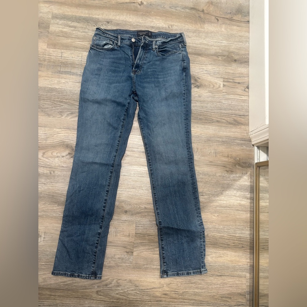 Abercrombie and Fitch 31x34 Blue Jeans